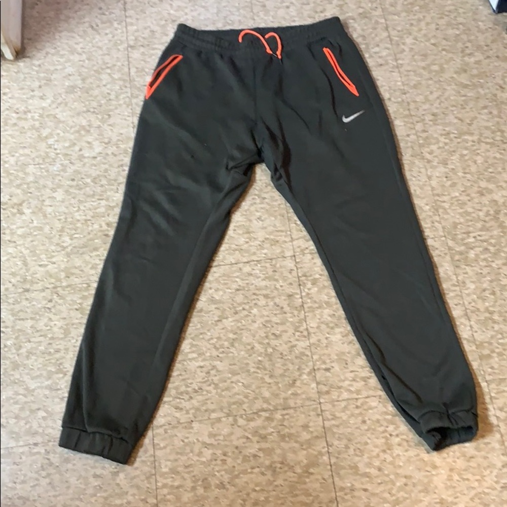 Nike joggers